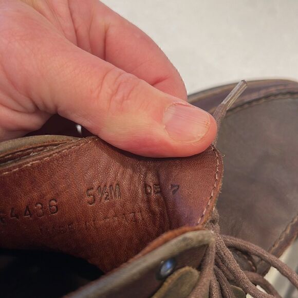 Cole Hann boys boots, size 5 1/2 excellent condition worn once. Leather. - Picture 7 of 8